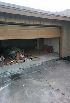 Garage Door Off Track Service Hotchkiss Heights