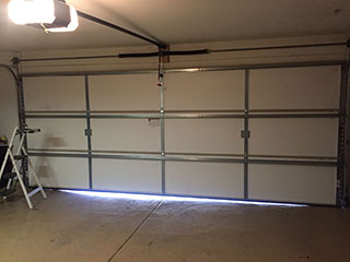 Door Maintenance | Garage Door Repair Woodbridge, CT